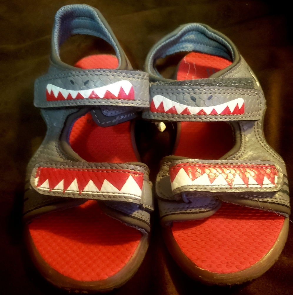 Carters boys sandals. Size 11.